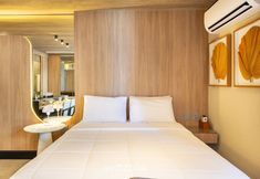 기타 3 NWTs - Estúdios com Vista Lateral Mar