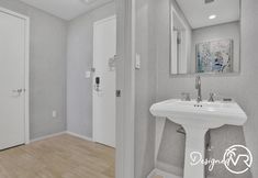 Others 7 Stunning Beachfront Luxury- Your Perfect Getaway!