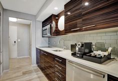 其他 6 Chic Beachfront Bliss: Your Perfect 1 BR Retreat !