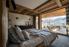 Others 4 Mountain Shelter Salamandra