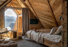 Others 7 Mountain Shelter Salamandra