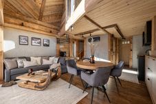 Others Mountain Shelter Salamandra