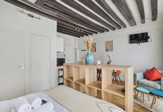 Others 4 Charming Studio Center of Paris