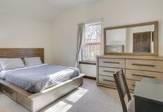 其他 5 Furnished Outdoor Space: Retreat in Lackawaxen!