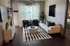 Khác Ebony Ivory Midtown King Bed