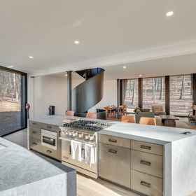 Interior 1 Peaceful Setting: Modern Home in Highland!, Loren Campbell Memorial Field Hotels