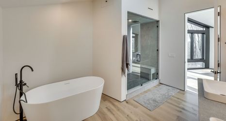 其他 2 Peaceful Setting: Modern Home in Highland!