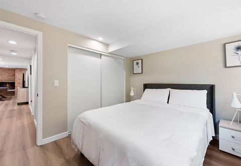 기타 Stylish & Spacious Retreat in Downtown Bellevue