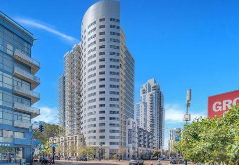 기타 East Village Luxe Stays