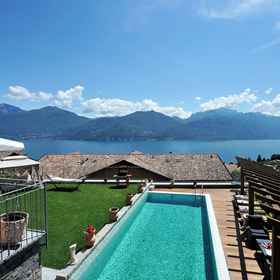 Room 1 Villa Bianca - Grande, Khách sạn Barni