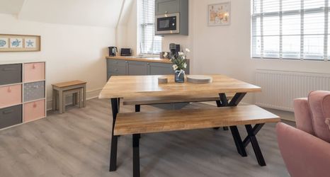 Others 2 Host Stay The Crow s Nest