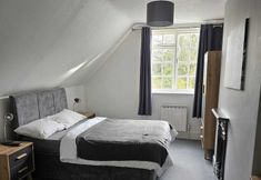 기타 4 The Old Railway Hotel