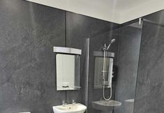 기타 2 The Old Railway Hotel