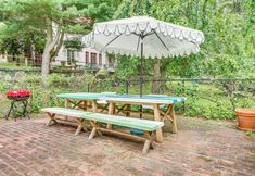 기타 4 Hudson Valley Estate on 4 Acres w/ Private Pool!