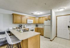 其他 2 3 Mi to Wvu: Condo w/ Deck in Morgantown