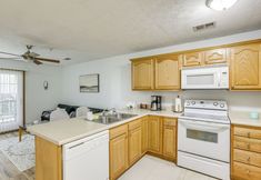 其他 5 3 Mi to Wvu: Condo w/ Deck in Morgantown