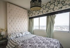 Others 4 Chic Condo with Gym & Private Roof