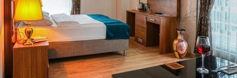 Lain-lain The Riada Hotel