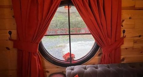 Others 2 Rize Seversin Suit Bungalow