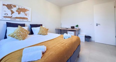 其他 2 Comfort 2 bedrooms Apt w balcony&parking