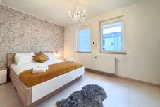 其他 Comfort 2 bedrooms Apt w balcony&parking