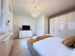 其他 4 Comfort 2 bedrooms Apt w balcony&parking