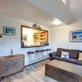 Primary image1Snowater Condo 06 With Great Resort Amenities,霍特科姆县公寓