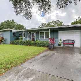 Primary image 1 Dog-friendly Largo Retreat Near Gulf Beaches!, โรงแรม & ที่พัก Suncoast Seabird Sanctuary