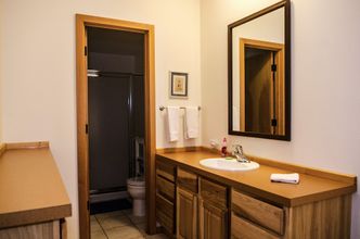 Others 4 Mt Baker Rim Cabin 70 A pet Friendly Vacation Home With a hot tub and Wifi