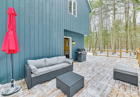 Others Ski, Hike & Golf: Pet-friendly Windham Retreat