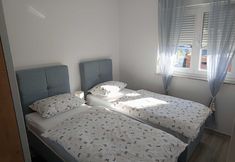 Others 3 Cozy Apartment Bili