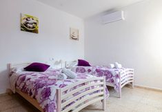 Khác 2 Property With Stunning Features