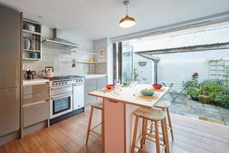 Others 4 Host Stay Kemp Street