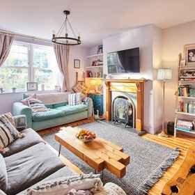 Room 1 Host Stay Lilac Cottage, Wallington Demesne Hotels