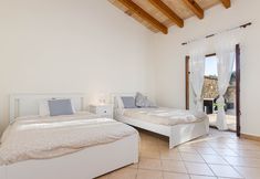 อื่นๆ 3 Charming Villa With Private Pool