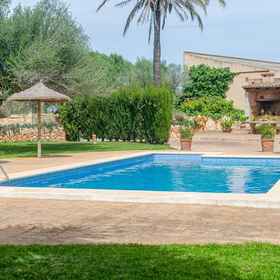 Primary image 1 Nice Villa in Campos With Shared Pool, โรงแรม & ที่พัก Estellencs