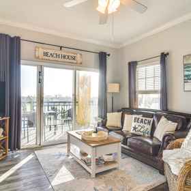 Primary image 1 Short Walk to Bay & Ocean: Treasure Island Condo, Eckerd College Hotels