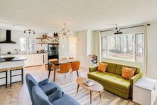 其他 Mtn Views + On-site Hiking Trails: Catskills Cabin