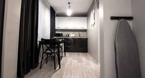 อื่นๆ 2 Opera Wall Suite