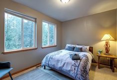 Others 2 Glacier Springs Cabin 20 An Elegant Country Home