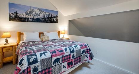 Others 2 Snowater Condo - You'll be Sitting in the Lap of Luxury