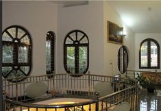 Others 3 Stone Castle