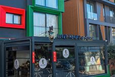 Others Lucky Monkey Midi Hotel