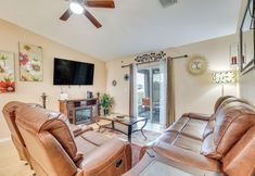 Lain-lain 3 4 Mi to Bonnet Springs Park: Home w/ Patio & Yard!