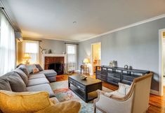 Lainnya 2 3 Mi to Downtown: Spacious White Plains Home