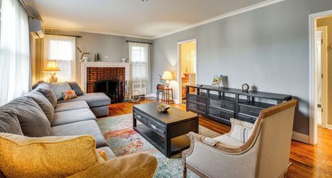 Lainnya 2 3 Mi to Downtown: Spacious White Plains Home