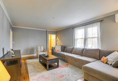 Lainnya 5 3 Mi to Downtown: Spacious White Plains Home