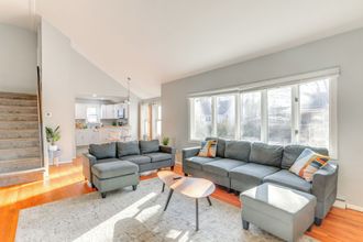 其他 4 3 Mi to Dtwn: Home w/ Yard in Newark