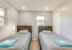 其他 2 3 Mi to Dtwn: Home w/ Yard in Newark