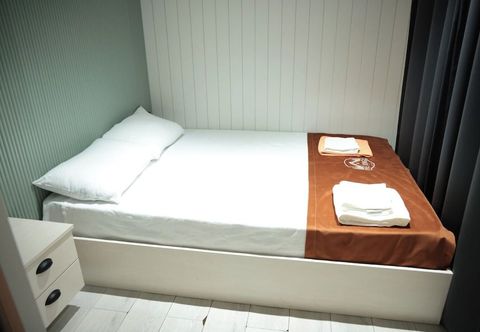 Others The Jungle Bungalov